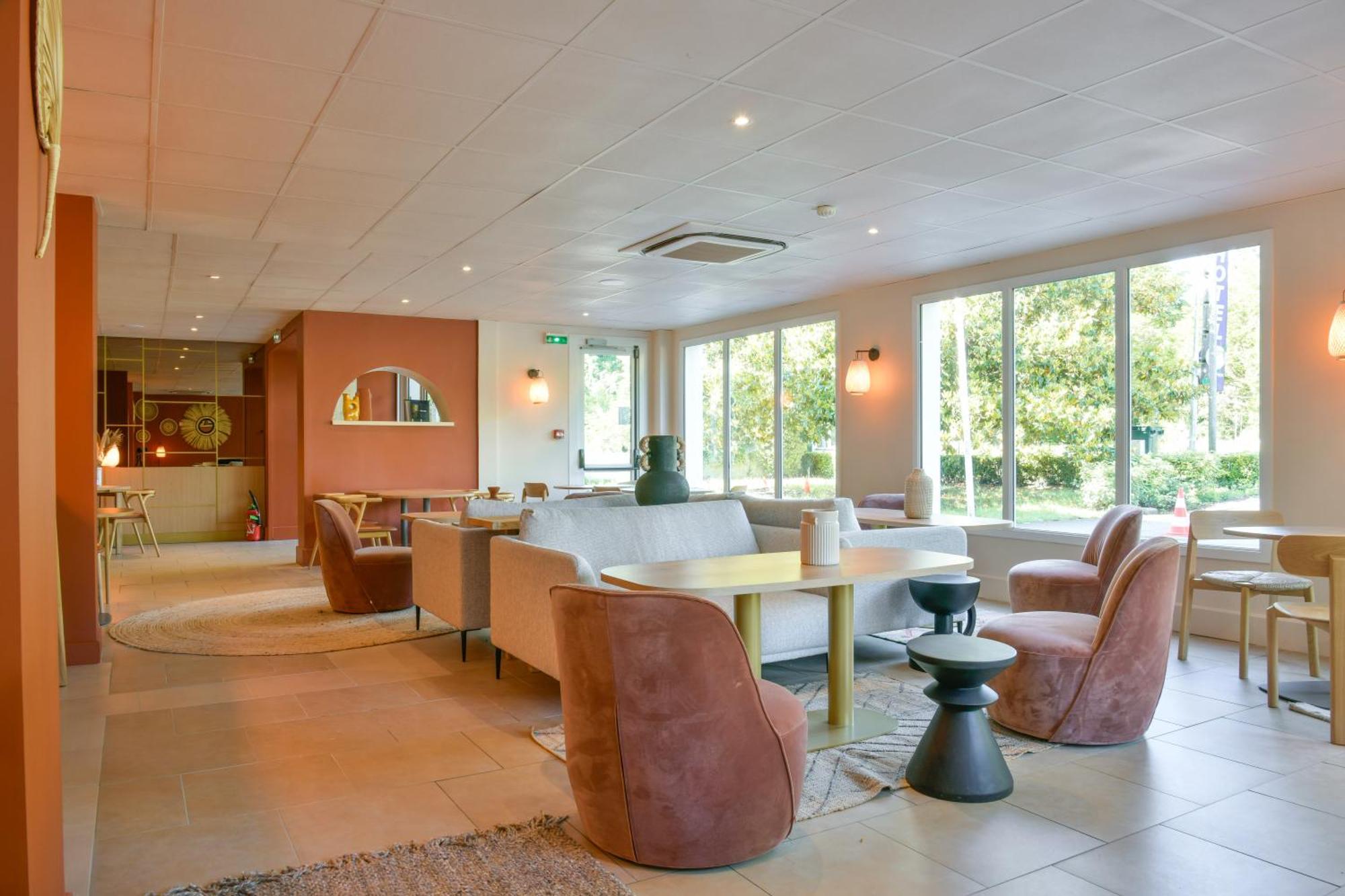 Bhoma Bourges - Hotel & Restaurant Exterior photo